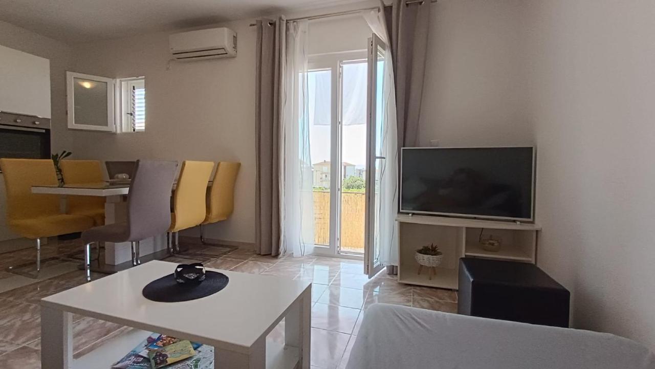Apartment Ruby Подстрана Екстериор снимка